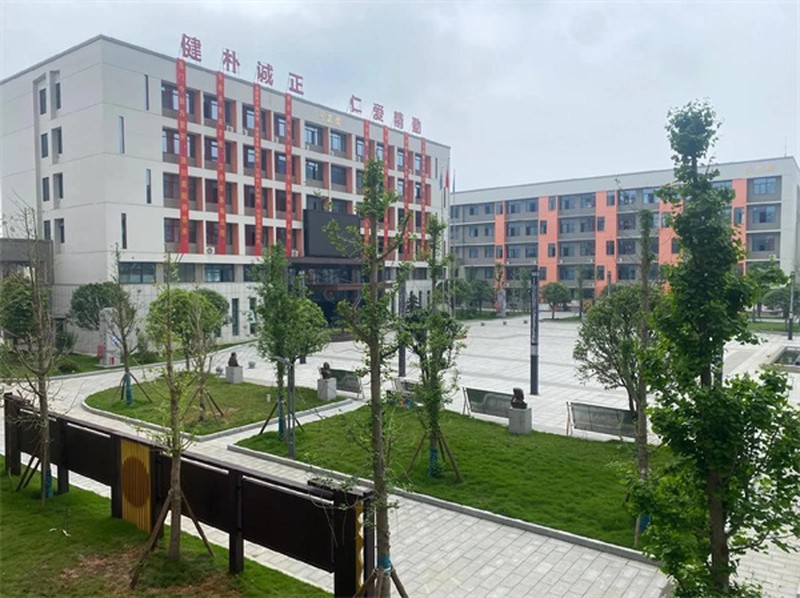 金秋高中办学概况及招生范围